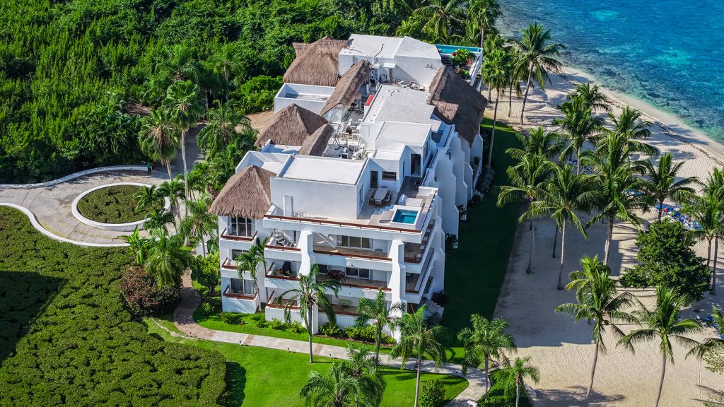 Residencias Reef 5330 — property photograph 1