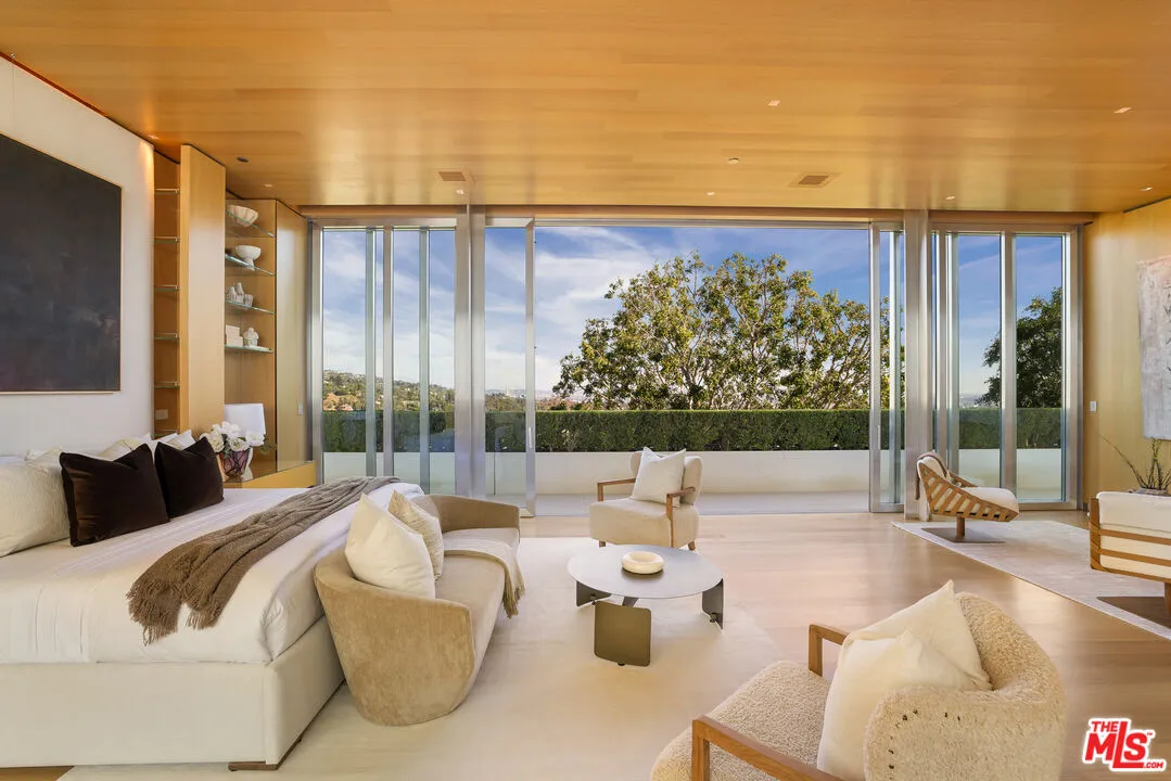 The Angelo Estate 16 Bedrooms Luxury Villa For Sale — property photograph 13
