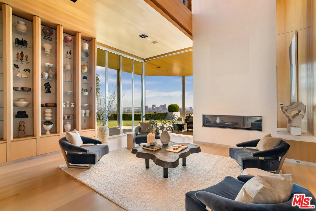 The Angelo Estate 16 Bedrooms Luxury Villa For Sale — property photograph 14