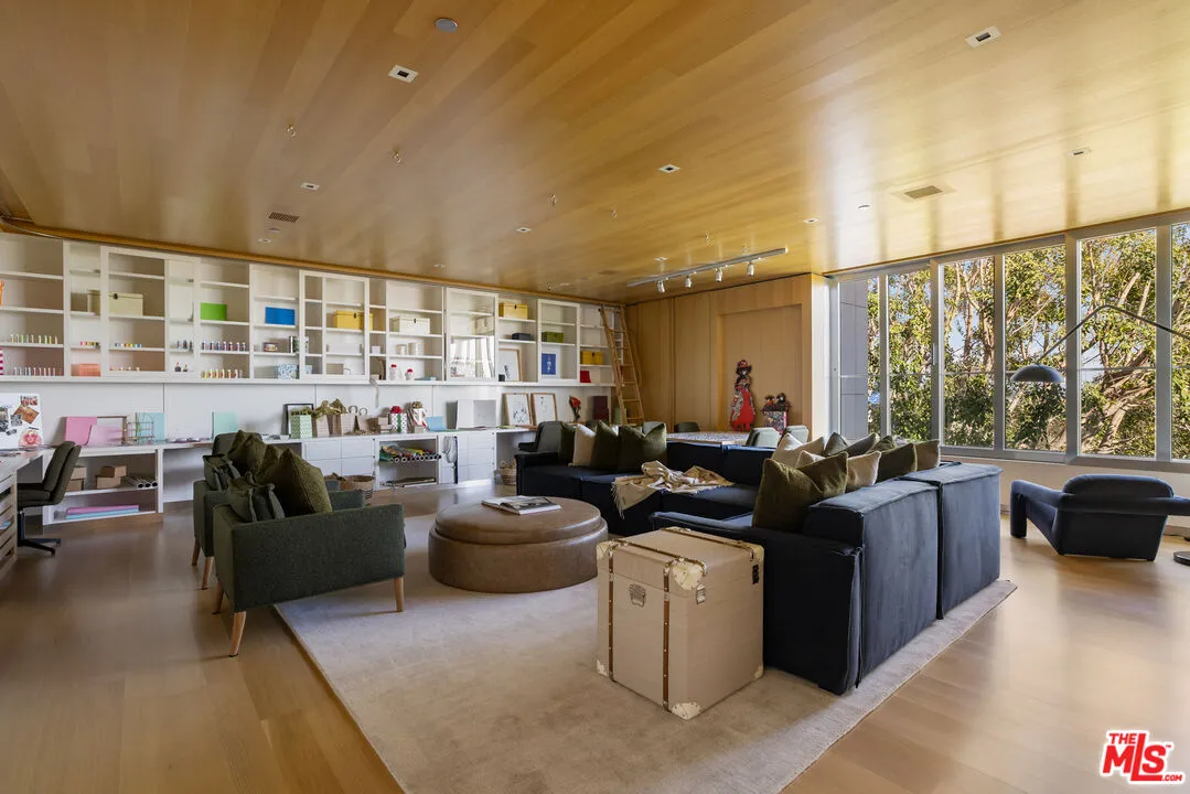 The Angelo Estate 16 Bedrooms Luxury Villa For Sale — property photograph 20