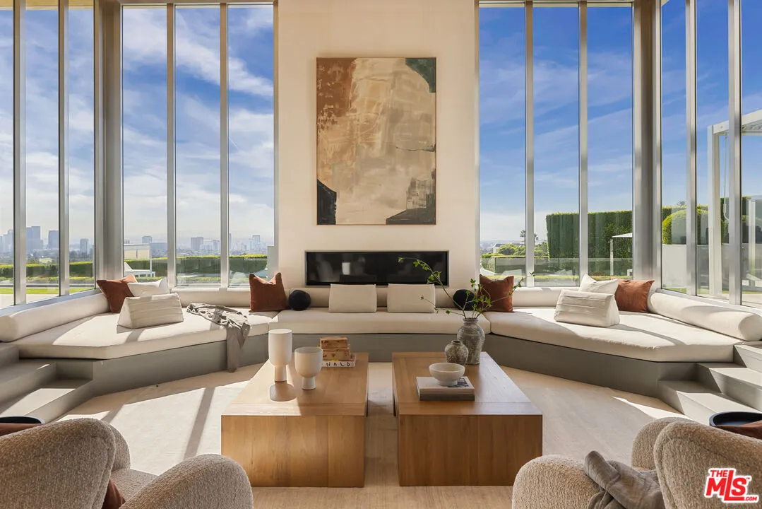 The Angelo Estate 16 Bedrooms Luxury Villa For Sale — property photograph 5