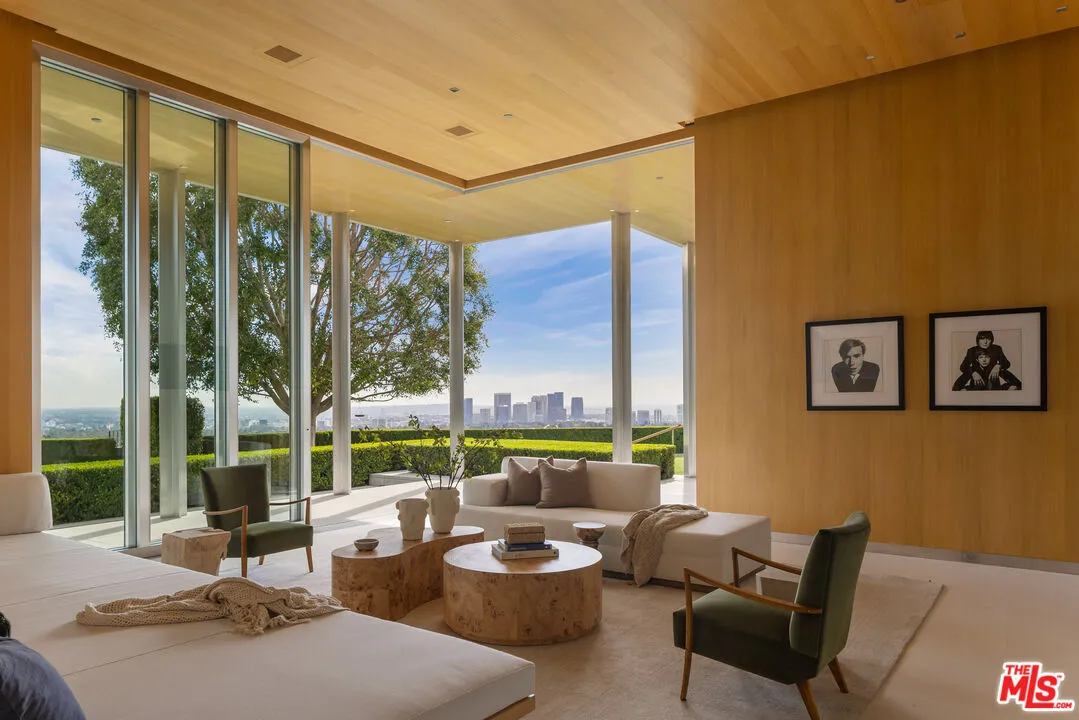 The Angelo Estate 16 Bedrooms Luxury Villa For Sale — property photograph 8