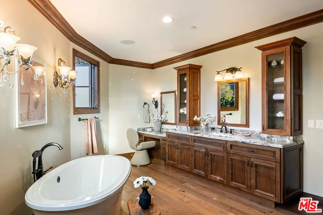 Villa Oeste — property photograph 12