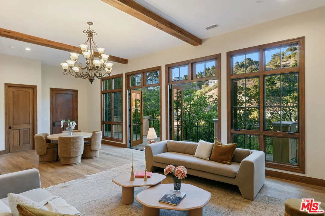 Villa Oeste — property photograph 38